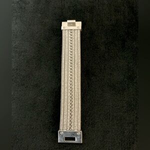 Women’s Fashion Silver Cuff Bracelet